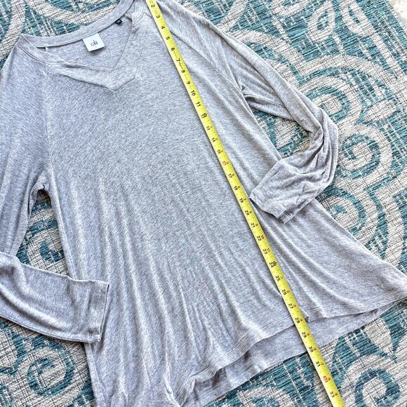 CAbi Gray Long Sleeve V-Neck Swing Tunic Top Style Comfy Tee - Size Small - Picture 4 of 6